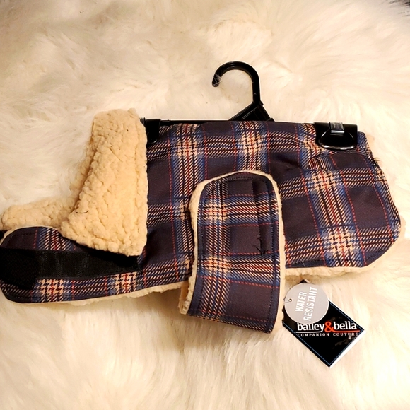 Bailey & Bella Dog Jacket - Picture 1 of 7